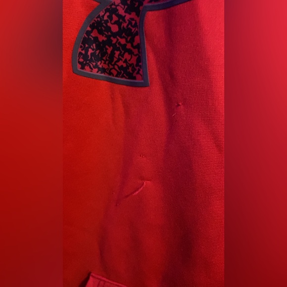 red under armor hoodie - Picture 6 of 13